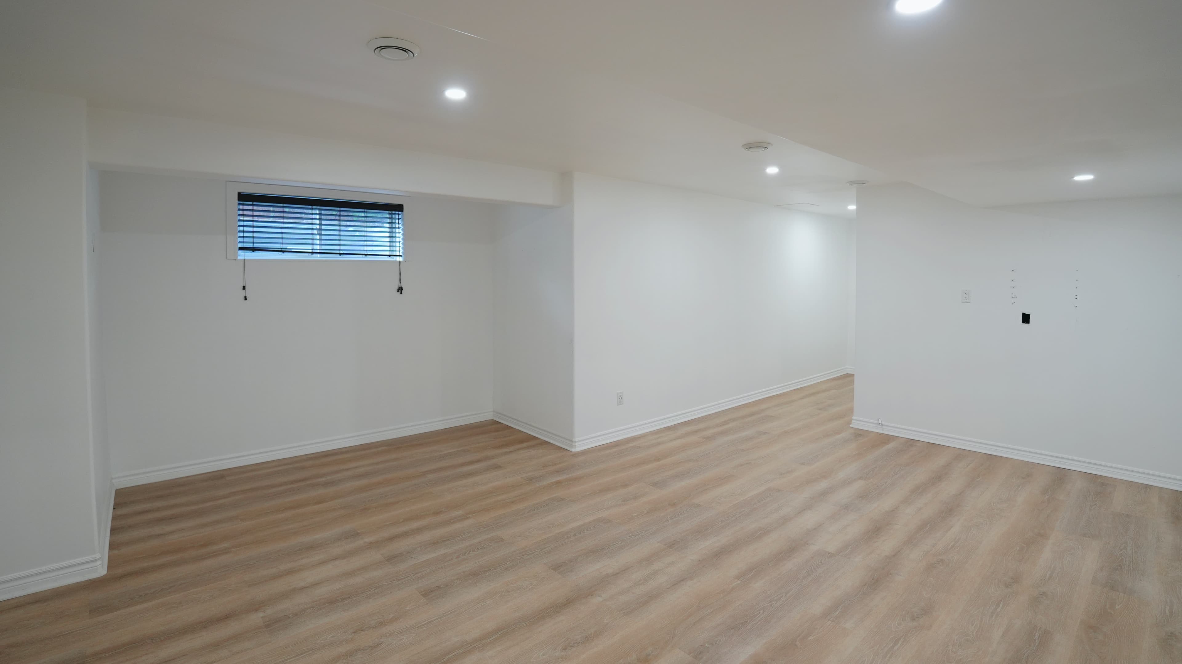 2D floor plan with measurements
