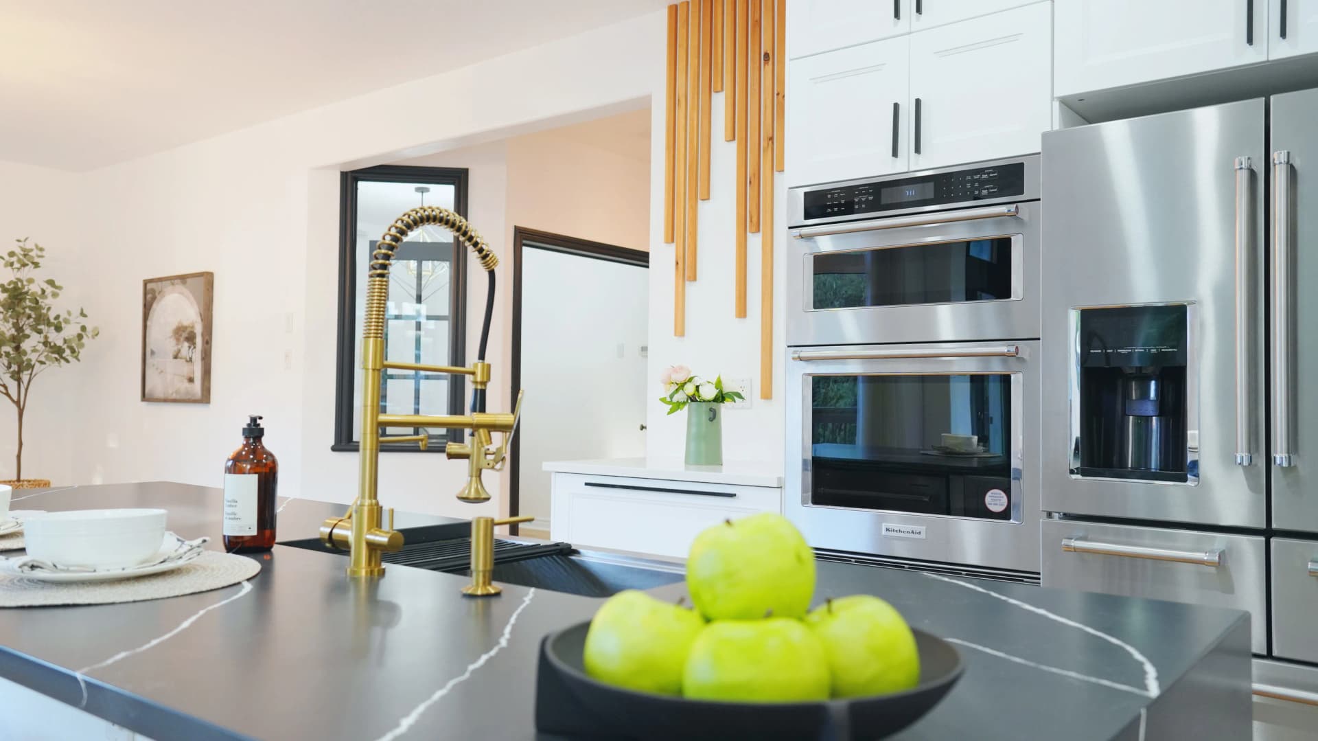 Real estate media sample photo 24