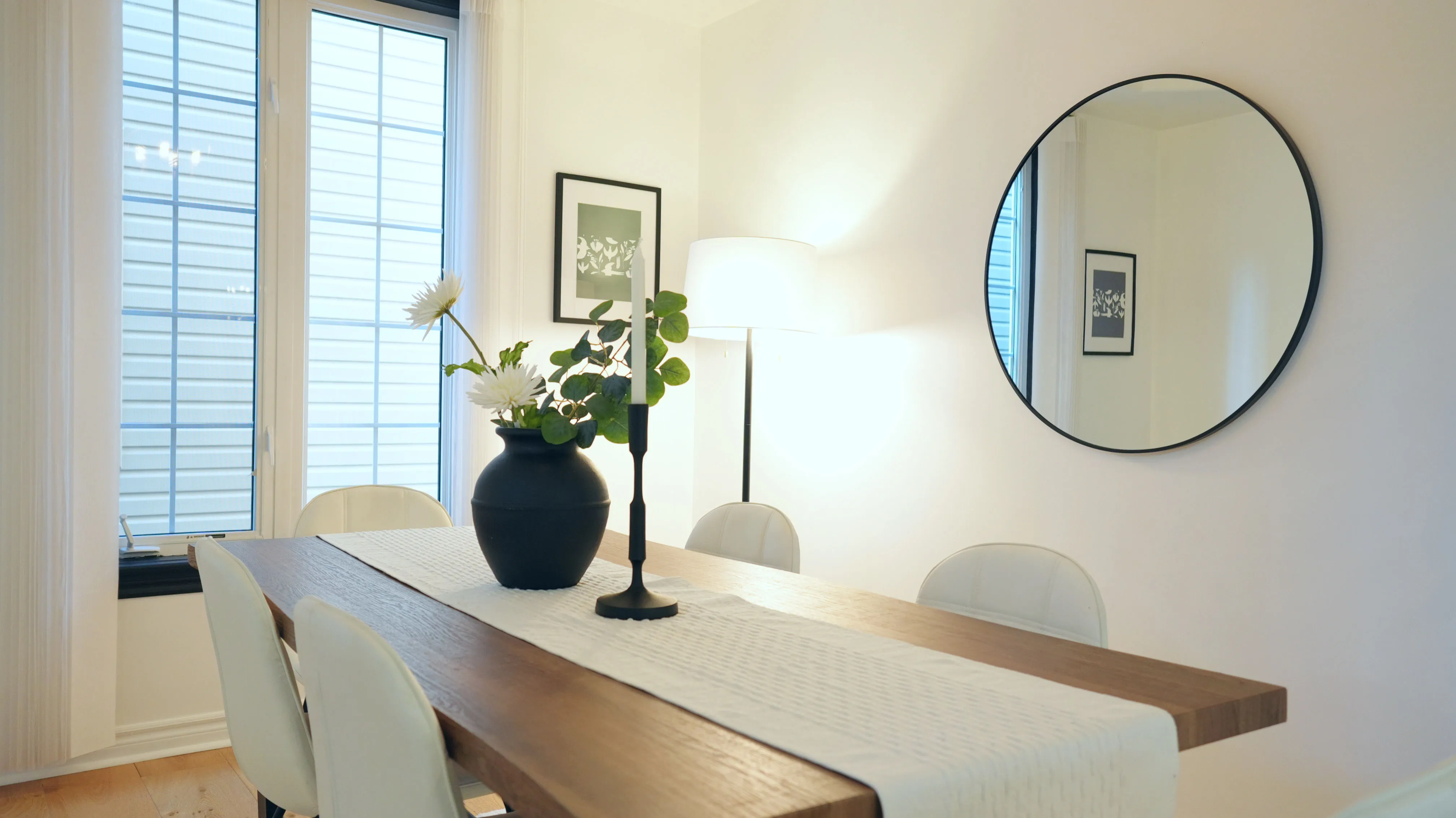 1234 Sample Street, photo 3